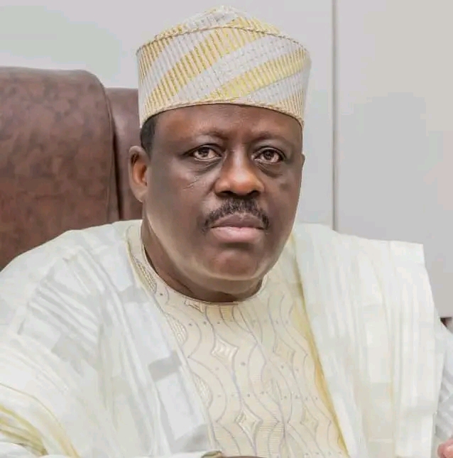 ‎« Le Bénin reste debout »: lance le président Louis Vlavonou au lendemain de la tentative de coup d&rsquo;État avortée  ‎