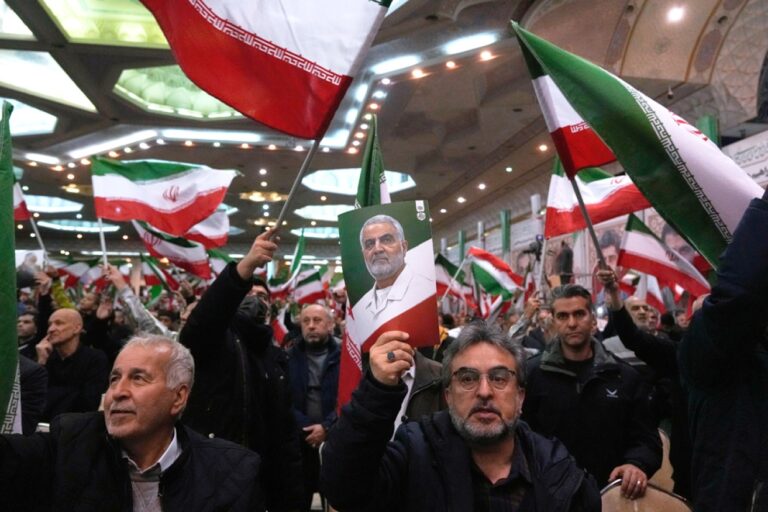 ‎Iran: Plusieurs morts dans les manifestations contre la crise économique ‎