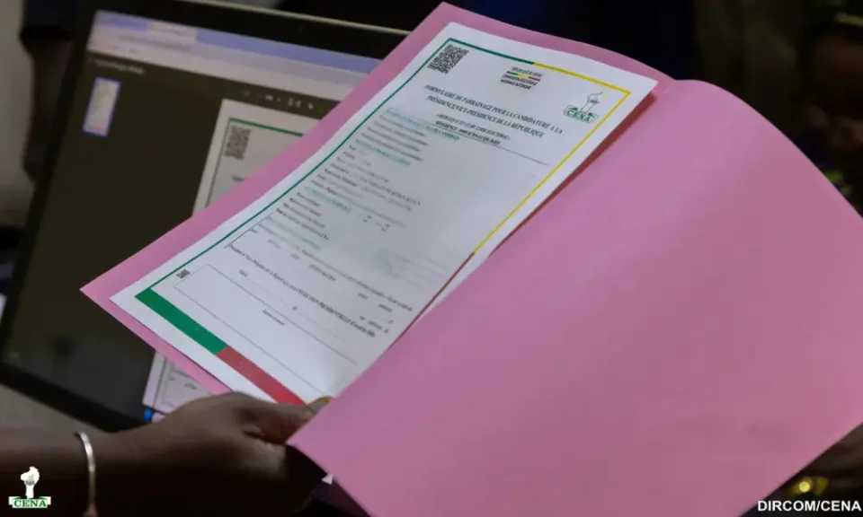 Regards croisés : Auto-parrainage vaincu…et après ?