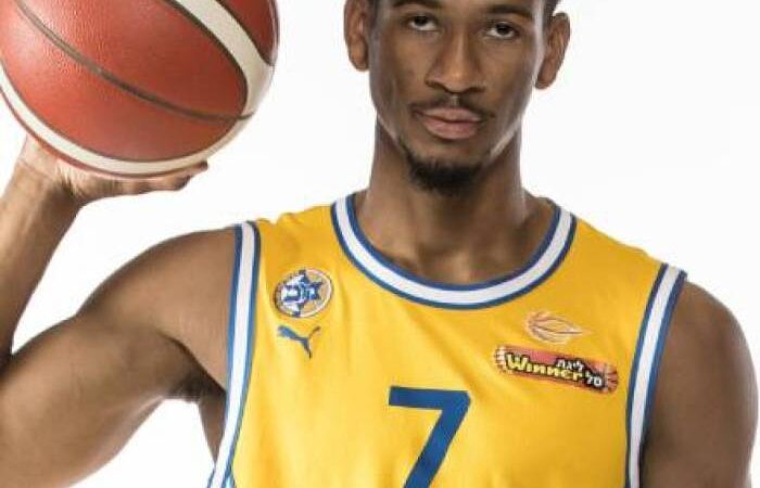 Retour à la source: une star américaine du basketball obtient la nationalité béninoise