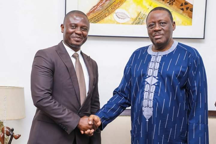 Assemblée Nationale : le DG Arnaud Agbodjèté présente les réformes opérées à la SOGEMA au Président Louis Vlavonou