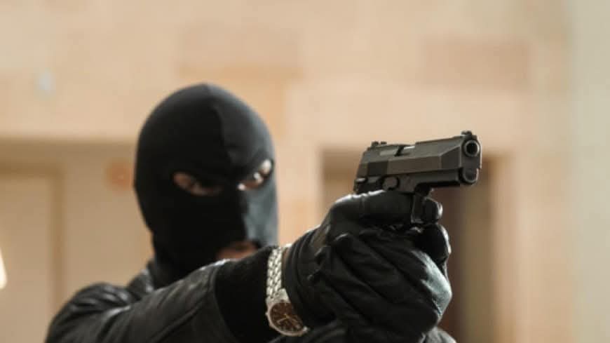 Abomey-Calavi: un ex-enseignant et gérant de cabine mobile Money braqué se trouve dans un état critique