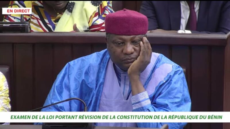 Rejet de révision de la constitution:  » Vous avez vu qu’on a tous chanté l’hymne national, il n’y a aucun problème », Assan Séibou