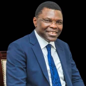 Tractations politiques : la présence fictive de Djogbénou au conclave de Houéyogbé