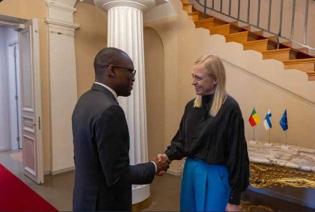 Diplomatie: le ministre Bakari entame une visite stratégique en Finlande 