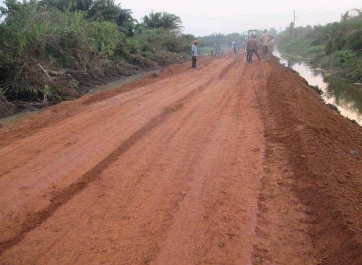 Infrastructures routières: les travaux de bitumage d&rsquo;une importante route lancés ce jour dans le Couffo
