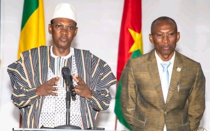 Burkina- Faso: le capitaine Ibrahim Traoré dissout le gouvernement du Premier ministre 