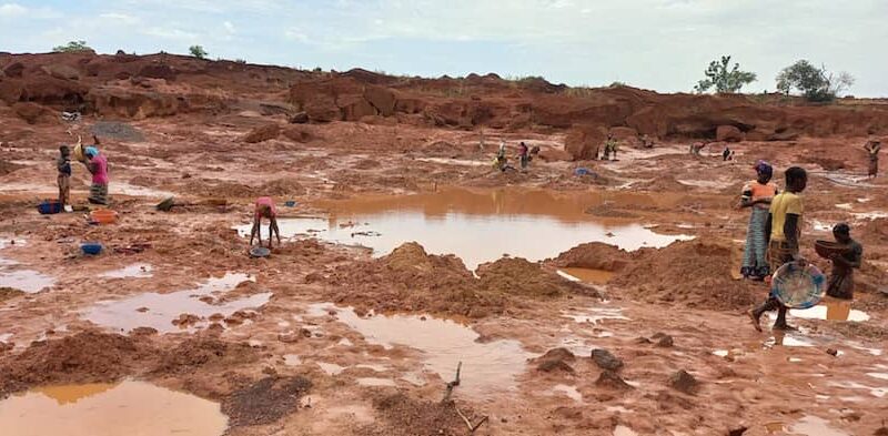 Drame : plusieurs orpailleuses périssent dans l&rsquo;effondrement d&rsquo;une digue