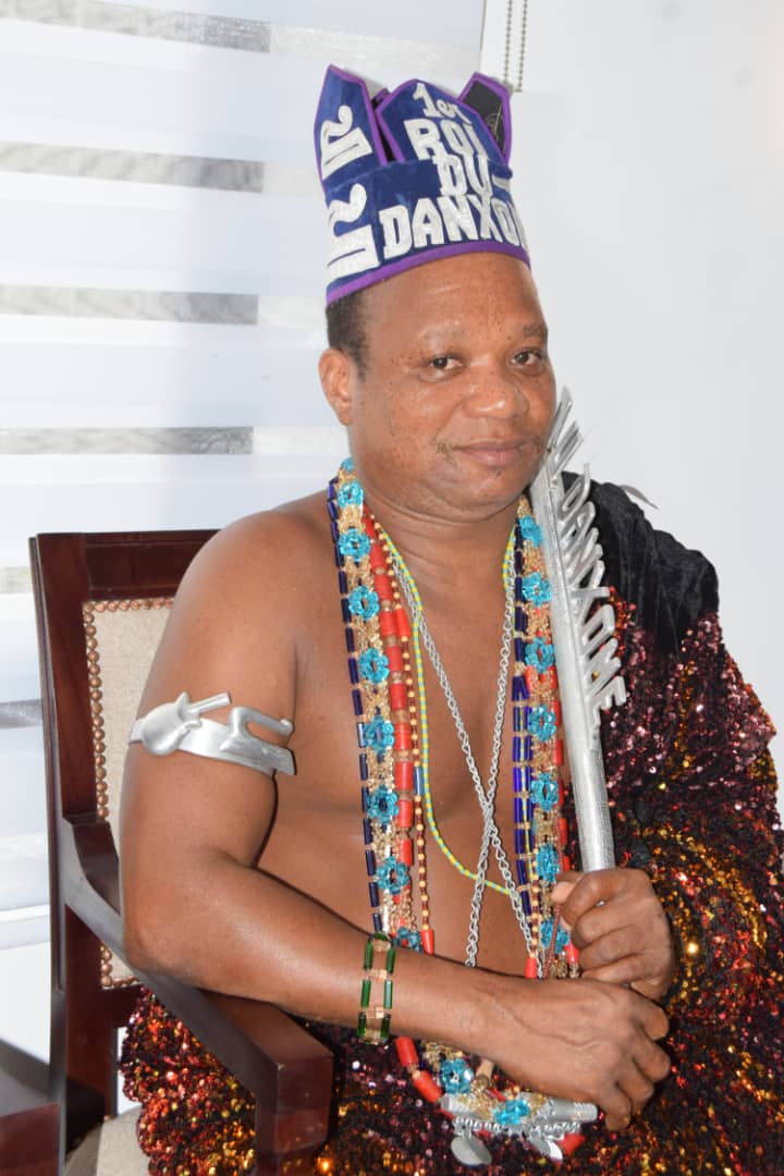 INSÉCURITÉ/BÉNIN: des individus lourdement armés attaquent le roi Dako Donou Kpogbemabou dans sa cour à Bohicon 