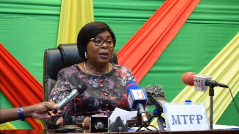 Ministère des Finances : un concours de recrutement de 172 fonctionnaires de l’État lancé