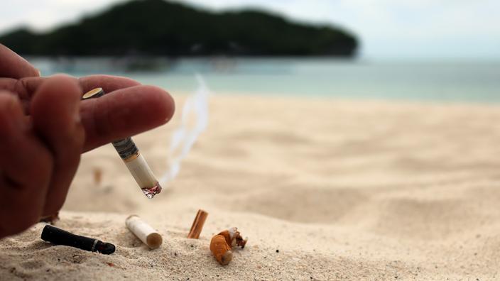 France : interdiction de la consommation de cigarettes dans les lieux publics