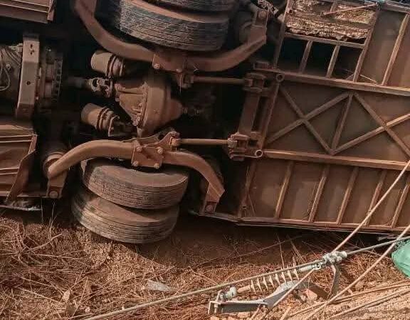 Drame: 01 mort et 39 blessés dans un accident de la circulation