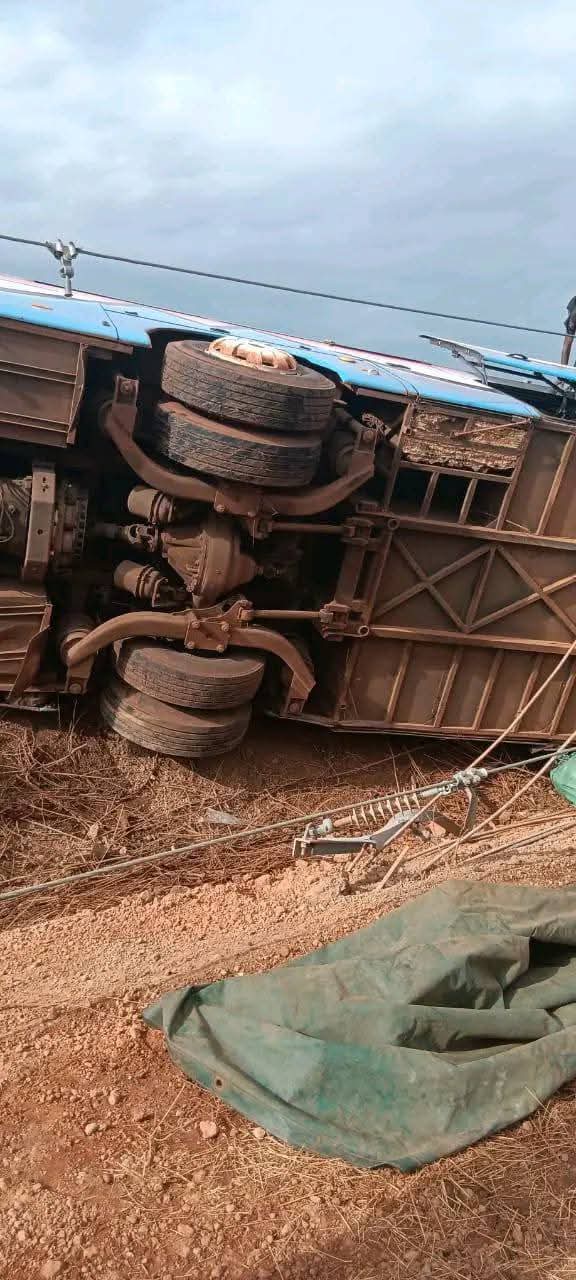 Drame: 01 mort et 39 blessés dans un accident de la circulation