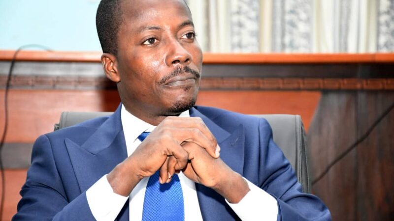 Hausse des frais de retrait MoMo: voici ce que le gouvernement en pense 