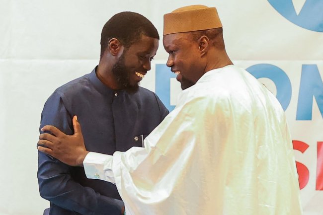 Sénégal : Le président Diomaye Faye met fin aux spéculations sur sa relation avec Ousmane Sonko