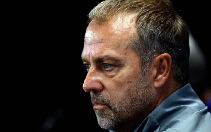 Ligue des champions: Hansi Flick voit le PSG comme un défi majeur