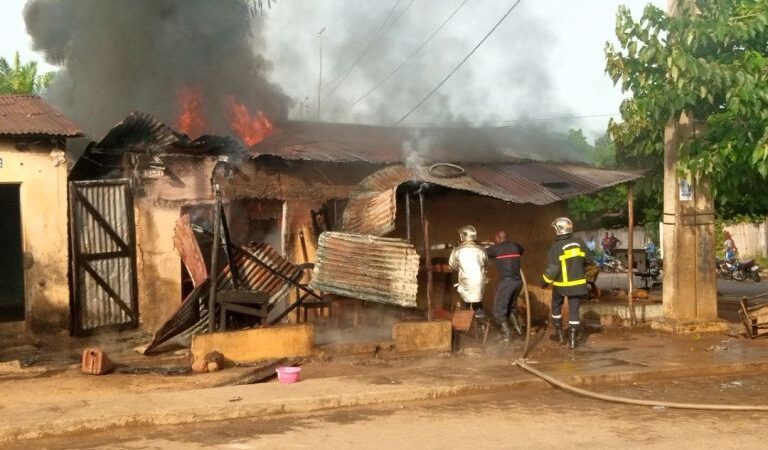 Incendie dévastateur à Lokossa : Une boutique réduit en cendres