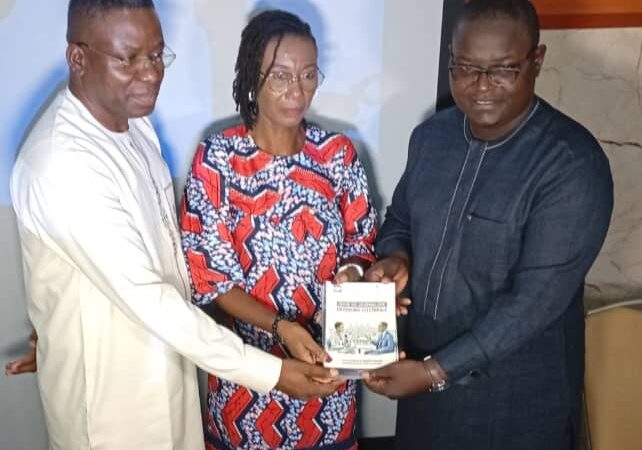 Période électorale : l&rsquo;Odem et la Fondation Hirondelle lancent un guide pour une couverture médiatique équilibrée et responsable