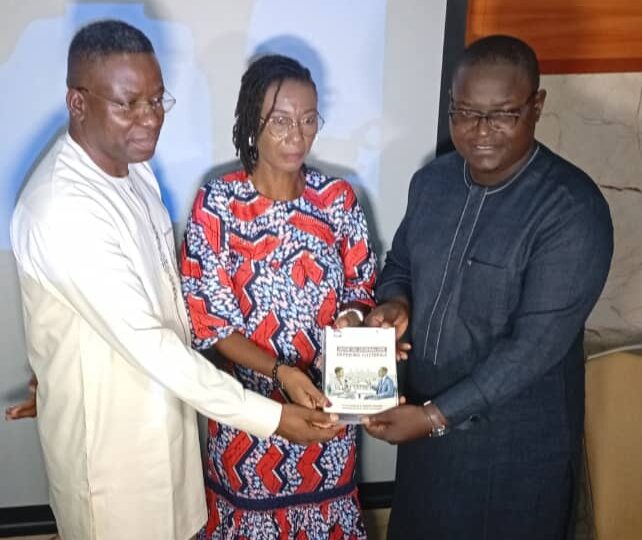 Période électorale : l&rsquo;Odem et la Fondation Hirondelle lancent un guide pour une couverture médiatique équilibrée et responsable