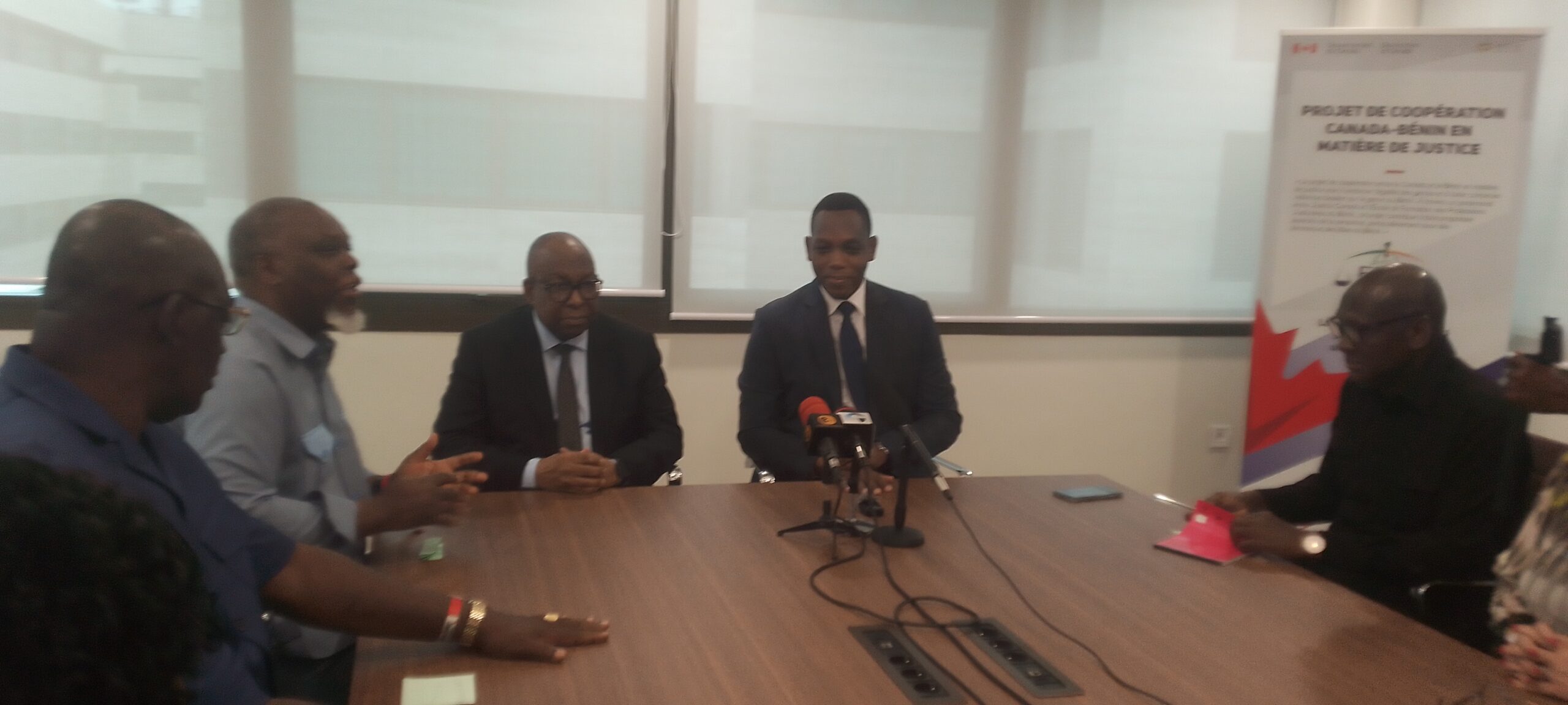 Communales et législatives 2026: une délégation du RIARC au cabinet du Ministre Yvon Détchenou