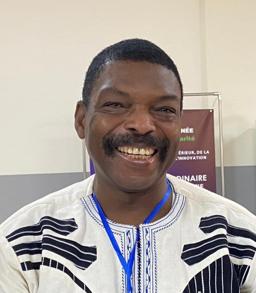 UAC: le Recteur Avléssi réclame aux enseignants retraités les clés de leurs bureaux