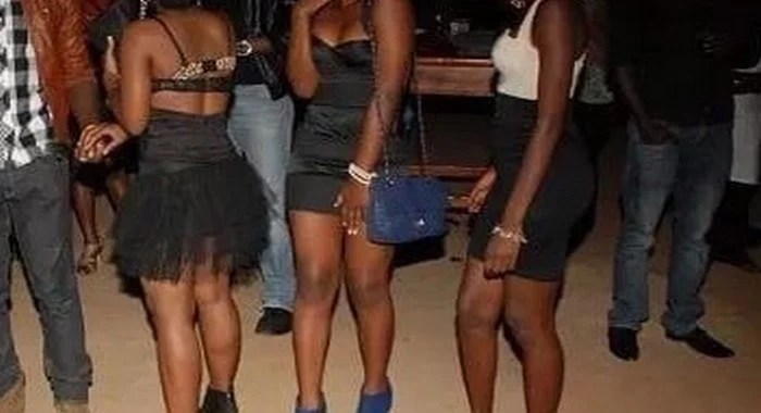 Parakou : La police arrête une dizaine de filles travailleuses de sexe