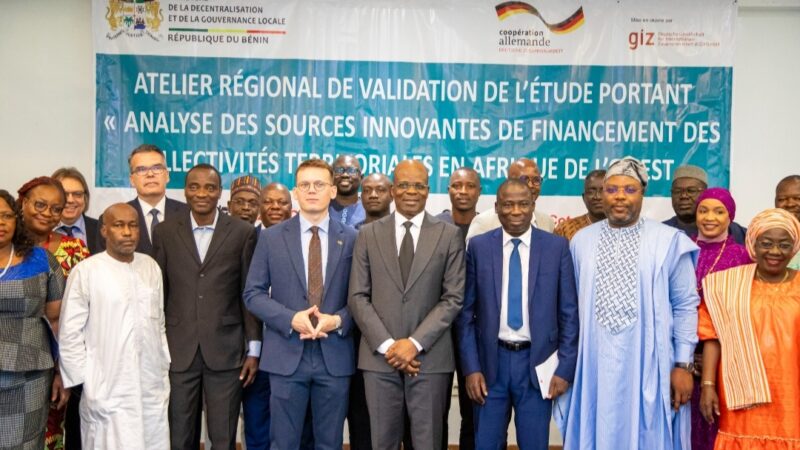 Atelier régional sur les sources innovantes de financement des collectivités territoriales: Le Ministre Raphaël Akotègnon réaffirme  l’engagement du Gouvernement béninois 