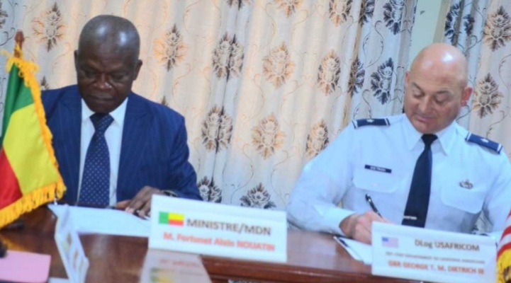 Sécurité: L&rsquo;armée béninoise et l&rsquo;US Africom signent un accord de coopération