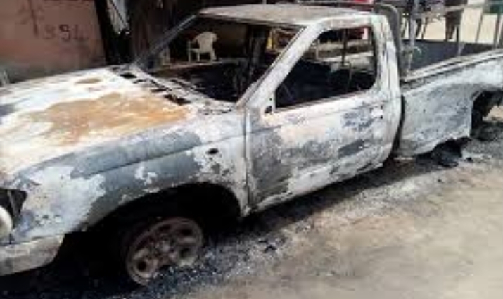 Drame: Une voiture chargée d’essence part en fumée à Sèmè-Kraké