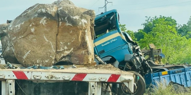 Commune de Djidja: la collision entre deux camions fait 01 blessé grave et plusieurs dégâts 