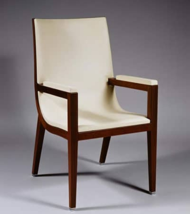 Gouvernance au sommet de l’État : le fils de ce président africain menace les électeurs qui voteront contre son père