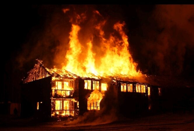 Bénin – Toucoutouna : un poste de police incendié par des individus armés non identifiés