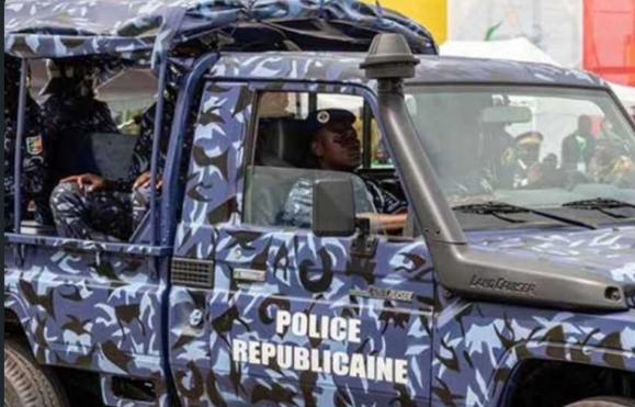 Crime odieux à Paouignan: Il fait boire de l&rsquo;acide à sa compagne avant de lui voler sa moto et une somme de 300 000 FCFA 