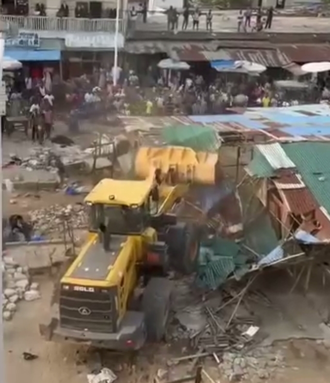 Cotonou: le Marché Missèbo complètement rasé, les bulldozers tournés vers Dantokpa