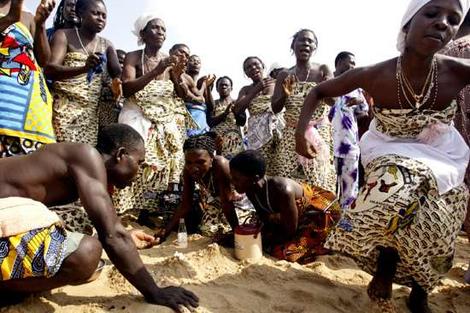 Religion: Une Américaine décède lors d&rsquo;une cérémonie d&rsquo;initiation au  »Vodoun »