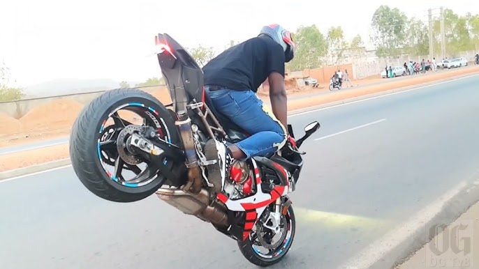 Drame: un jeune motard perd la vie après une chute violente