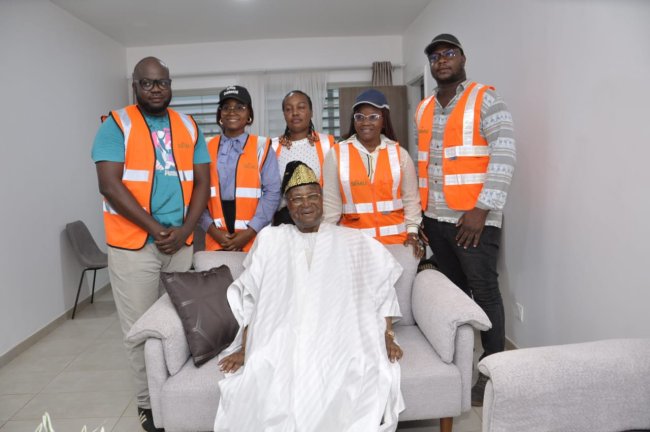 Bénin: Nicéphore Soglo en visite au CHIC et la cité nouvelle de Ouèdo