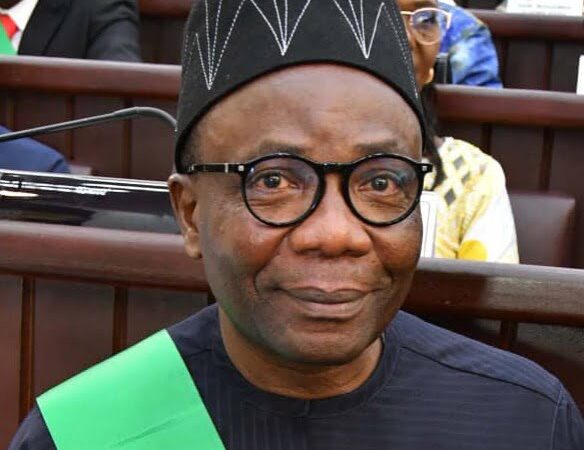 Loi de finances 2024 : le député Mahougnon Kakpo met en lucarne les actions inscrites dans le secteur éducatif