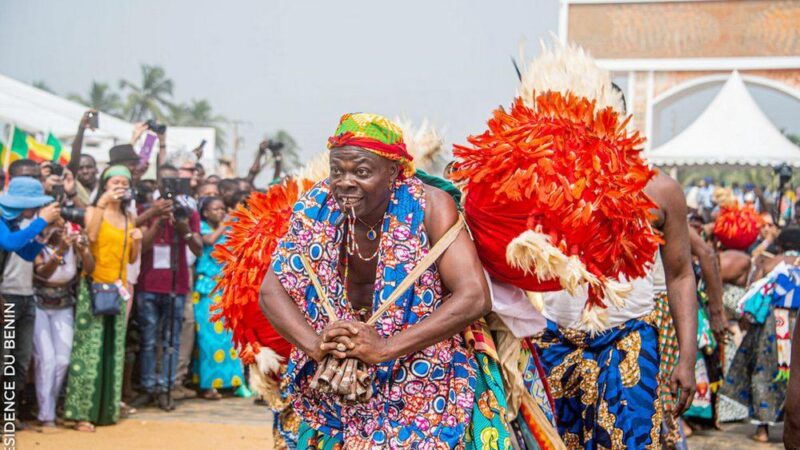 Regards croisés : Vodun Days réussi ; la nation endeuillée…