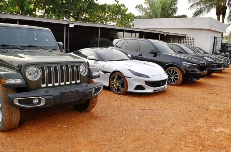 Traffic international: Des véhicules de luxe volés aux États-Unis retrouvés à Lomé