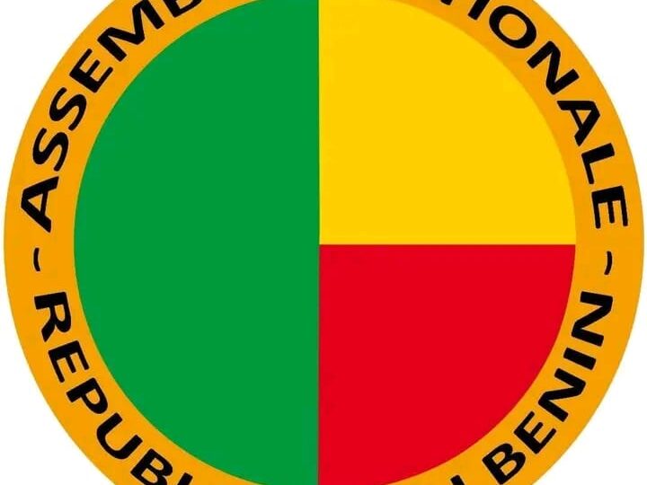 Assemblée nationale : l’UP Le Renouveau installe son groupe parlementaire de la 10ᵉ législature