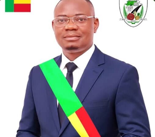 Mairie de Zè: Le Maire Armando Paolo Agatha GBANDE prend les commandes avec une vision de reformation de l&rsquo;administration communale