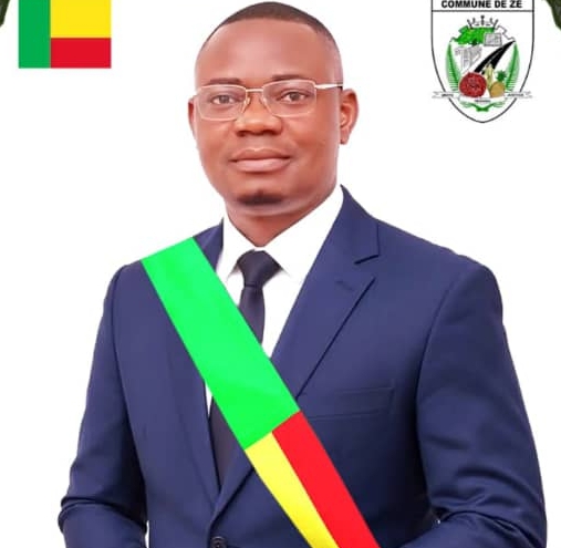 Mairie de Zè: Le Maire Armando Paolo Agatha GBANDE prend les commandes avec une vision de reformation de l&rsquo;administration communale