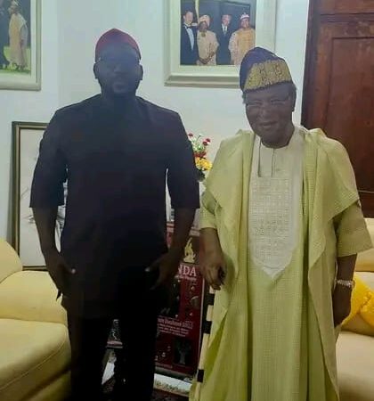 Bénin : l&rsquo;ancien président Nicéphore Soglo reçoit Guy Mitokpè en audience 