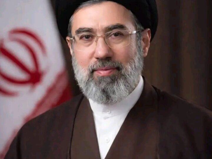 Iran : le nouveau Guide suprême Mojtaba Khamenei blessé après son intronisation