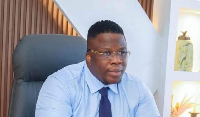 Côte d&rsquo;Ivoire : Le parquet requiert 7 ans de prison ferme et 240 millions FCFA d&rsquo;amende contre Apoutchou national et ses coprévenus