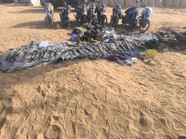 Burkina Faso : l’armée frappe fort contre les terroristes et reprend des bastions perdus depuis sept ans