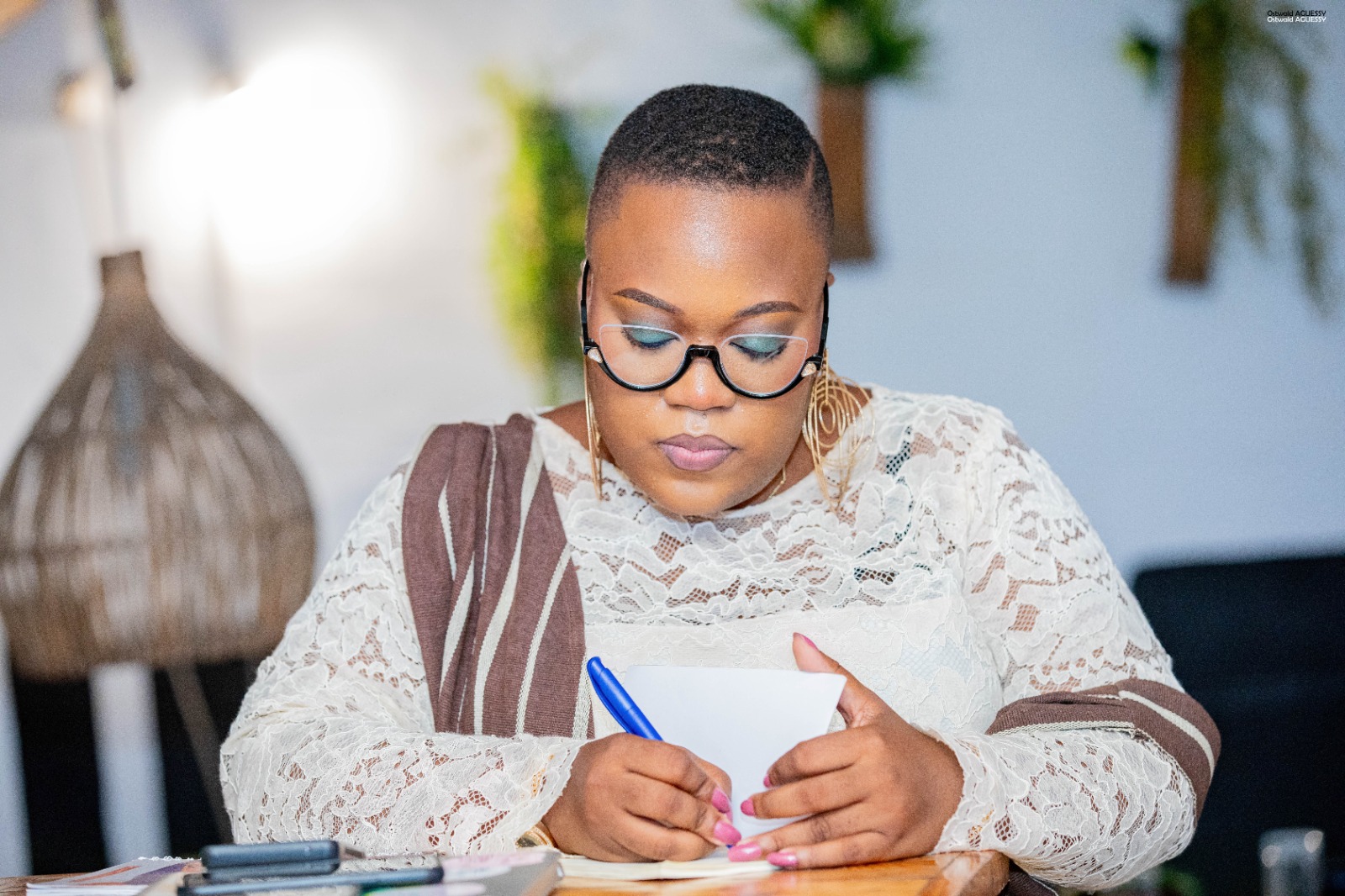 Littérature engagée au Bénin: Bénédicta Kpènassou Marie-Thérèse Aloakinnou adresse 22 lettres pour libérer la parole des filles