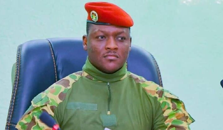 Burkina Faso : la Charte de la Révolution ouvre la voie électorale et rend Ibrahim Traoré éligible