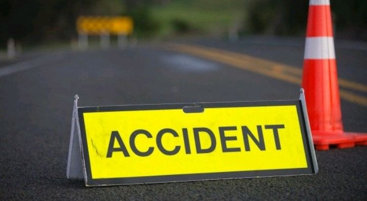 Accident de circulation à Parakou : une conductrice chute dans un collecteur et s’en sort sans blessure